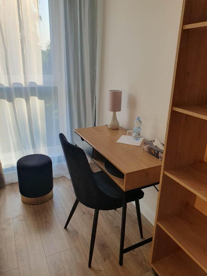 Apartament 3 Pokojowy Lub Pokoj W Mieszkaniu W Nowym Bloku 바르샤바 외부 사진